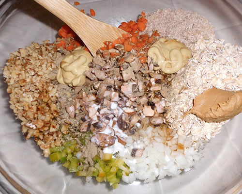Combine all of the ingredients in a large bowl; mix until well blended.